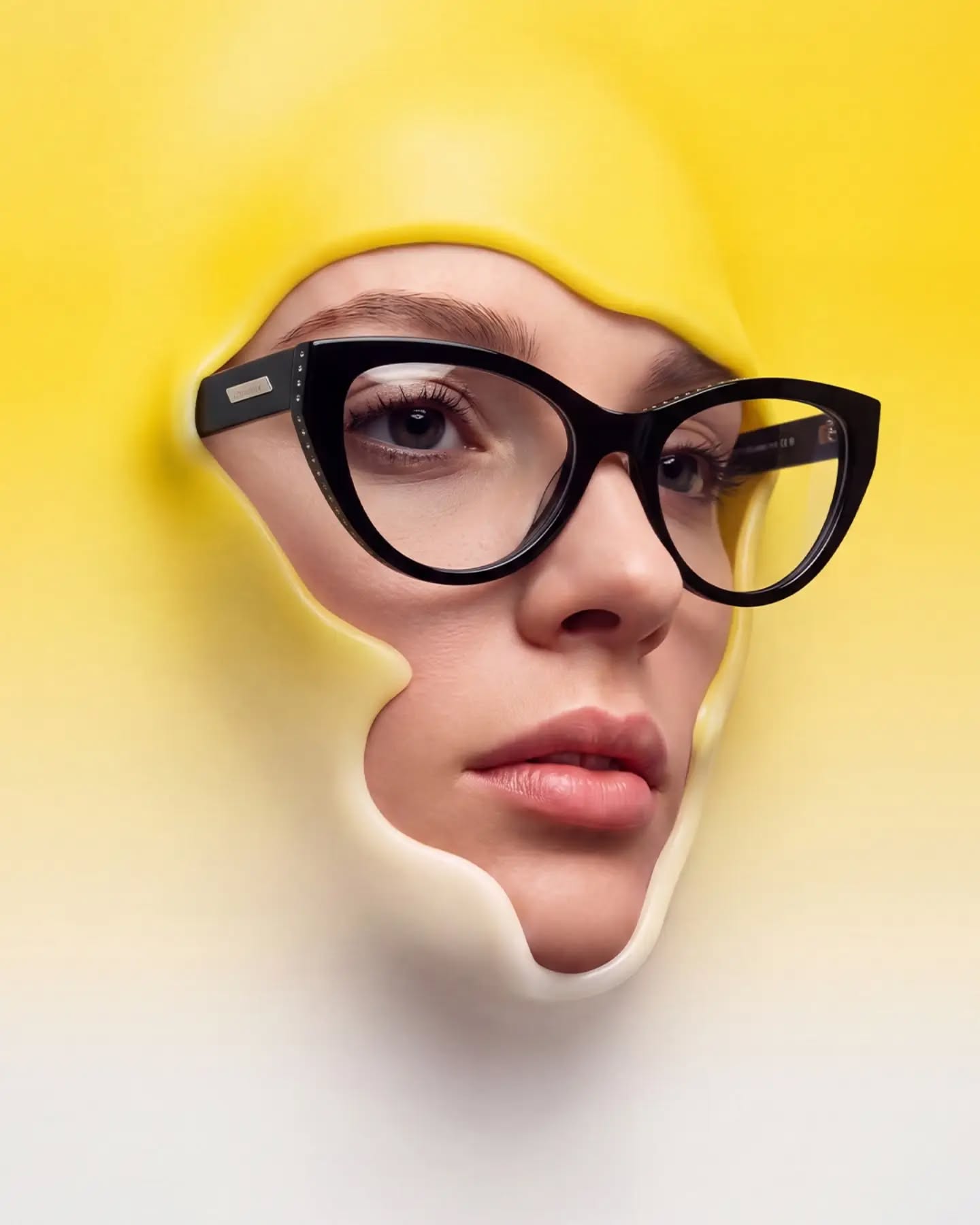 https://social.shethopticals.com/data/insta_images/SO_insta/17950378533279114