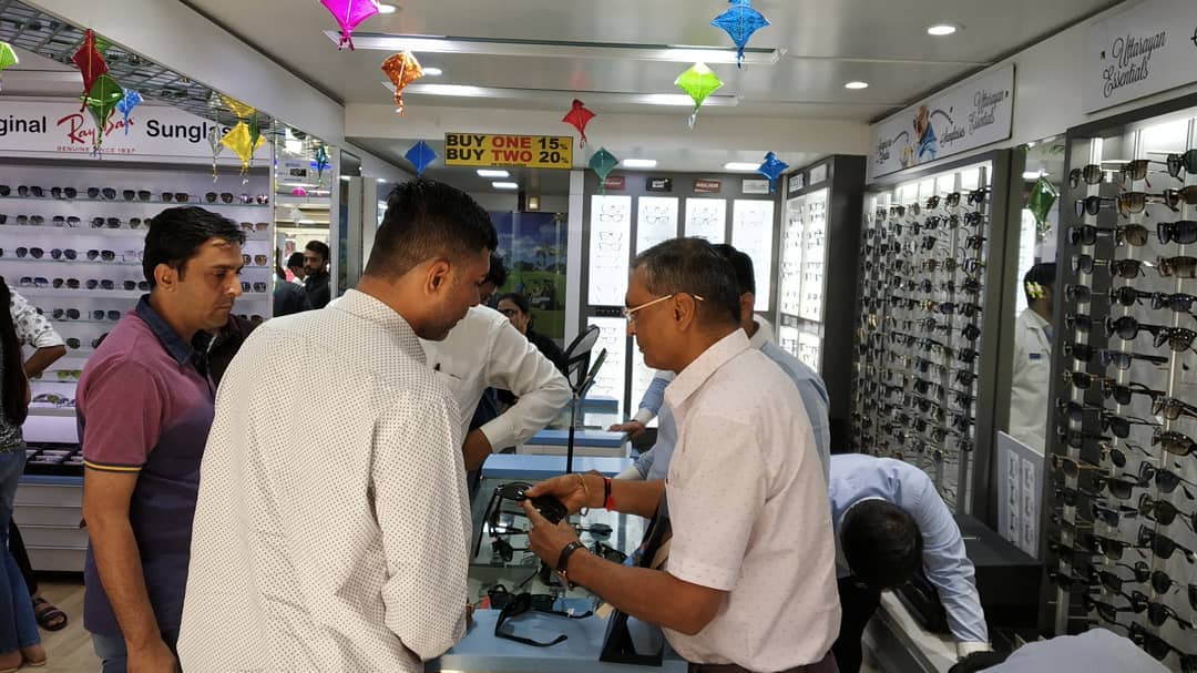 Sheth Opticals,  Sheth, Opticals, Ahmedabad:, Kites, Sunglasses, Rayban,, Maui, Jim,, Vogue,, Cazal,, Bvlgari,, Versace,, Burberry,, DolceAndGabanna,, MichaelKors,, Prada,, EmporioArmani,, Coach,, Idee,, Image, Sheth_Opticals, Prahladnagar, Swastik_Crossroads