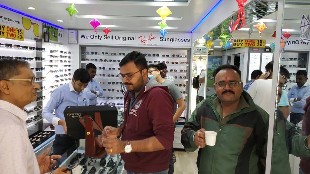 Sheth Opticals,  Sheth, Opticals, Ahmedabad:, Kites, Sunglasses, Rayban,, Maui, Jim,, Vogue,, Cazal,, Bvlgari,, Versace,, Burberry,, DolceAndGabanna,, MichaelKors,, Prada,, EmporioArmani,, Coach,, Idee,, Image, Sheth_Opticals, Prahladnagar, Swastik_Crossroads
